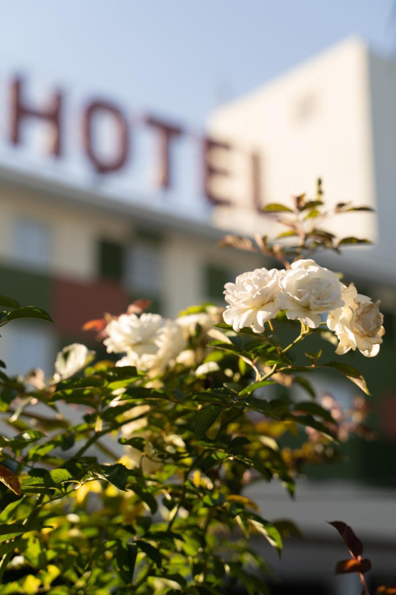 Strassen Hotel