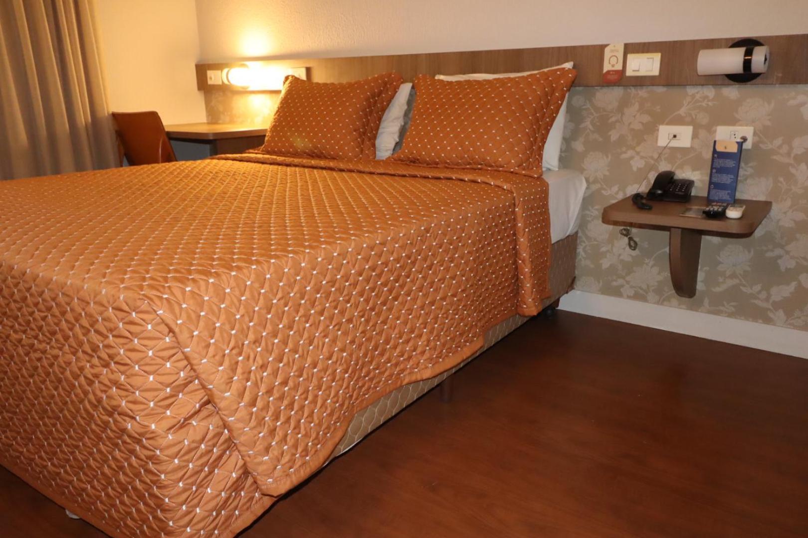 10 Hotel 3*
